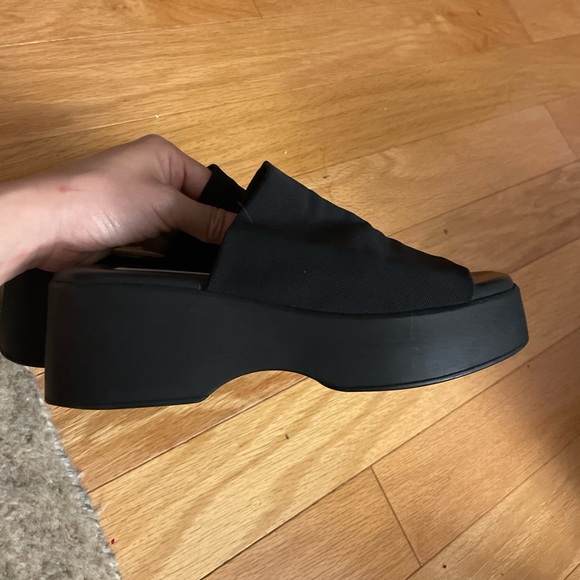 Steve Madden slides - Picture 2 of 4